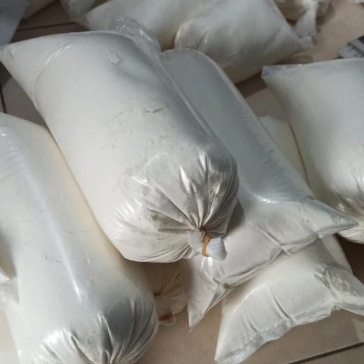 TEPUNG GANDUM 1 KG