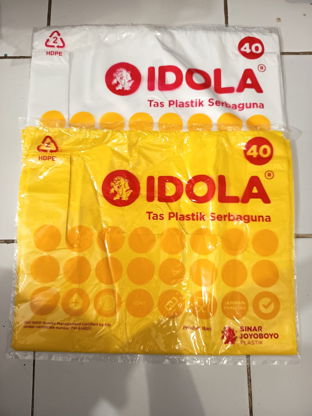 IDOLA Putih UK.40
